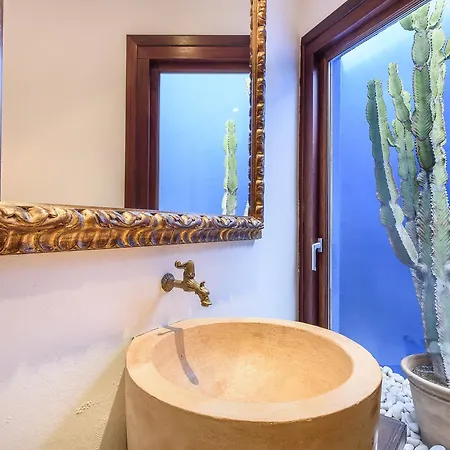 Azul Villa