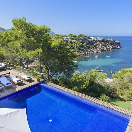 Azul Villa